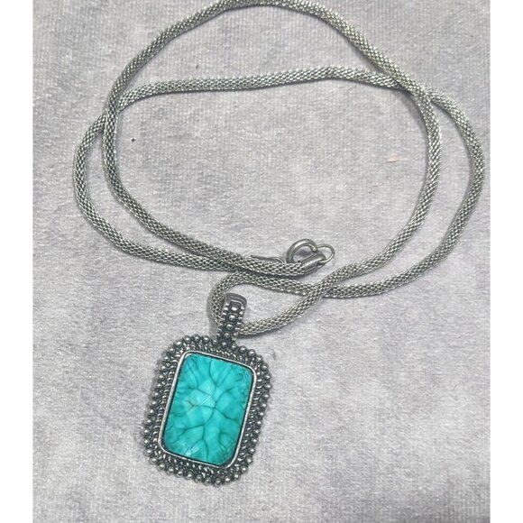 Funky Faceted Turquoise Tone Pendant Necklace - Picture 6 of 6